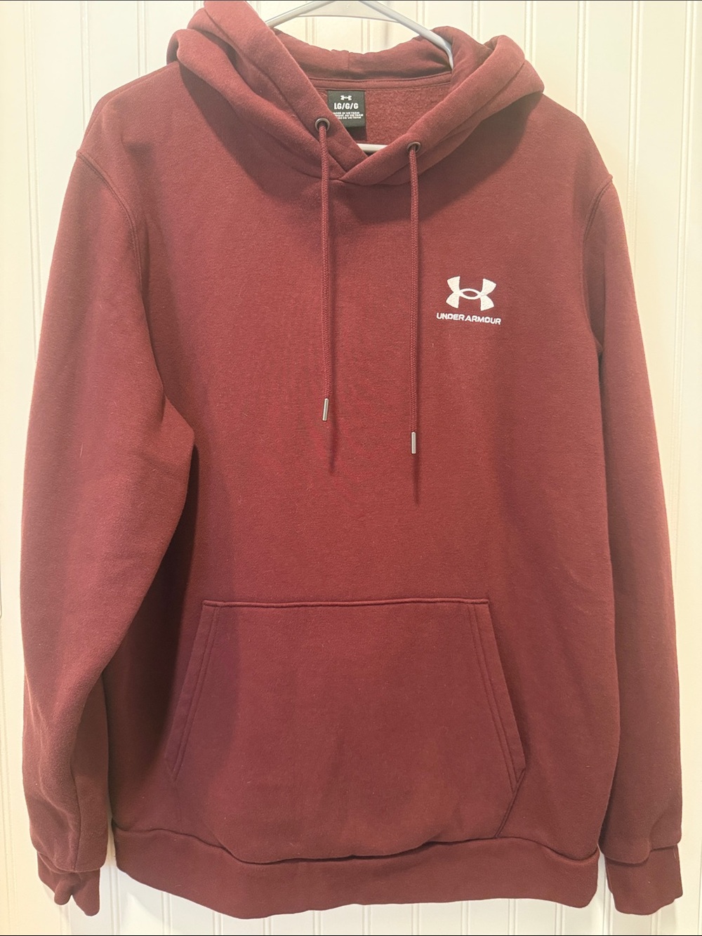 Under Armour Men's Burgundy Pullover Hoodie